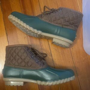 St. John’s Bay duck boots Women’s 10 new never worn